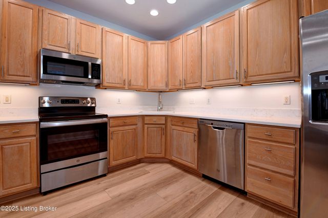 5028 Ardossan Square, Louisville, KY 40241