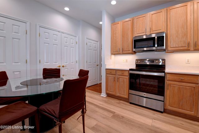 5028 Ardossan Square, Louisville, KY 40241