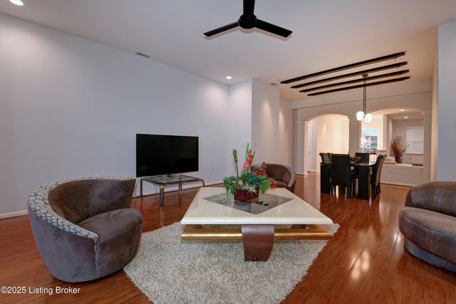 5028 Ardossan Square, Louisville, KY 40241