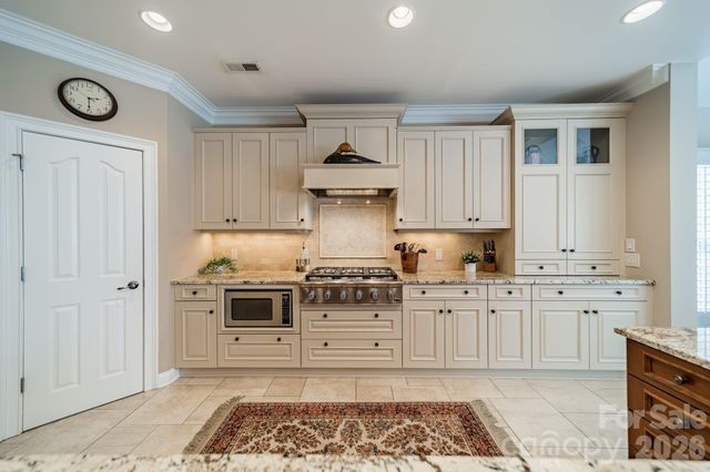 6328 Pepperwich Place, Charlotte, NC 28277