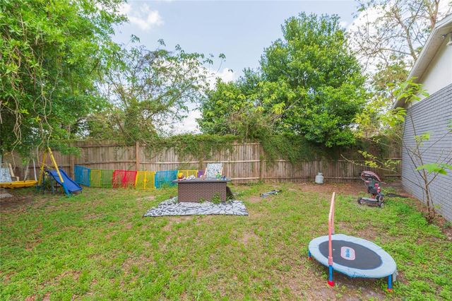 1524 E ESKIMO AVENUE A, Tampa, FL 33604