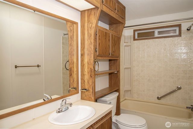 3805 College Street SE #6, Lacey, WA 98503