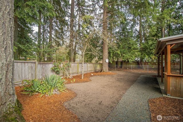 3805 College Street SE #6, Lacey, WA 98503