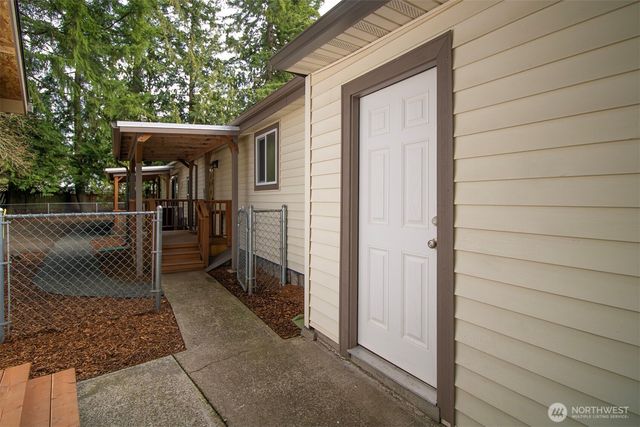 3805 College Street SE #6, Lacey, WA 98503