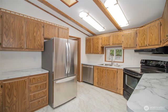3805 College Street SE #6, Lacey, WA 98503