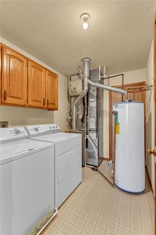 2724 Chipperfield Road, Lawrence, KS 66047