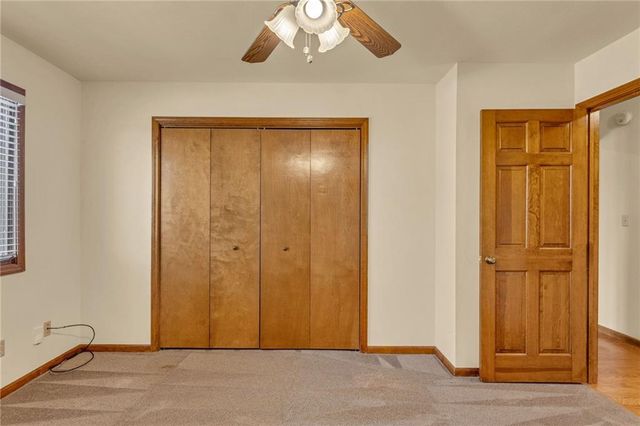 2724 Chipperfield Road, Lawrence, KS 66047