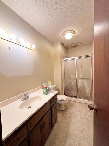 2344 S Kickapoo Avenue, Springfield, MO 65804