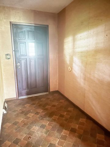 2344 S Kickapoo Avenue, Springfield, MO 65804