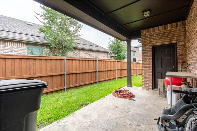 1226 Autumn Mist Way, Arlington, TX 76005