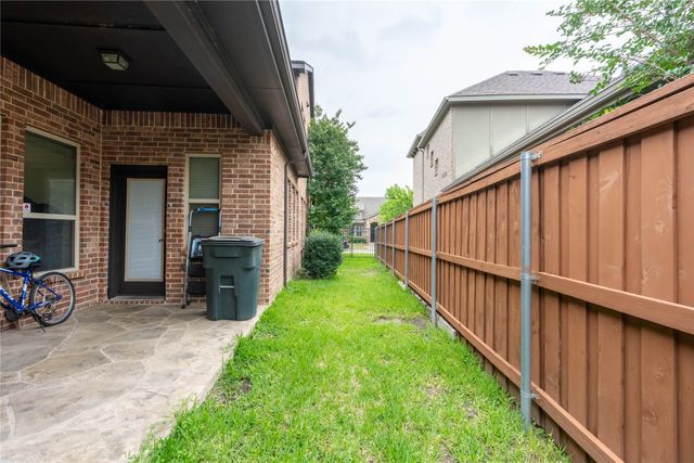 1226 Autumn Mist Way, Arlington, TX 76005