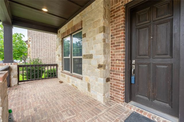 1226 Autumn Mist Way, Arlington, TX 76005