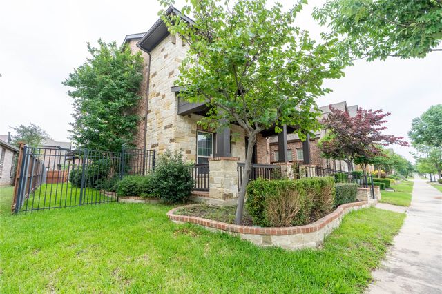 1226 Autumn Mist Way, Arlington, TX 76005