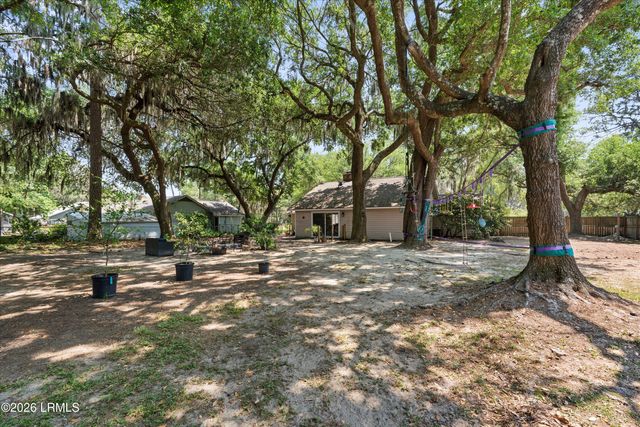 6027 Vaux Road, Beaufort, SC 29906