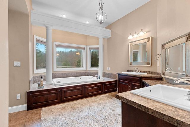 425 HILL HAVEN COURT, Little Suamico, WI 54141