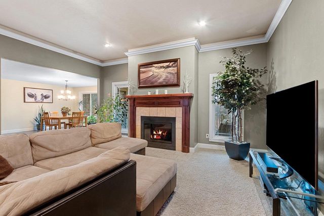 425 HILL HAVEN COURT, Little Suamico, WI 54141