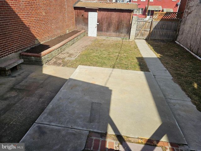 253 W BROAD ST, Tamaqua, PA 18252