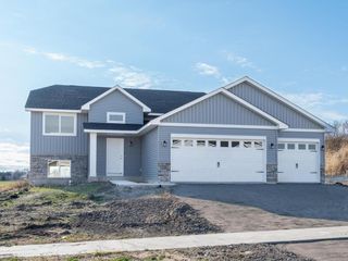 536 Winkler Trail N, Cologne, MN 55322