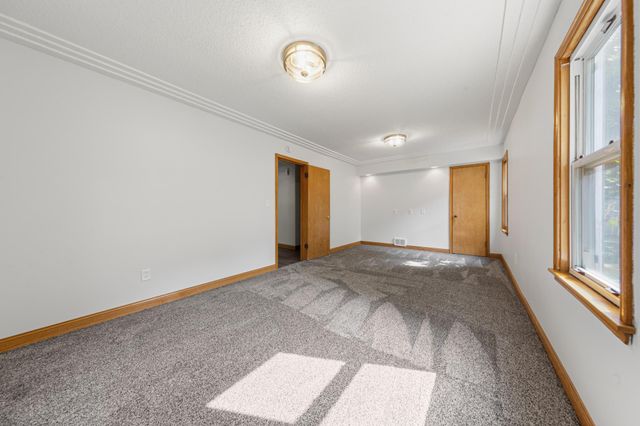 814 11th Street NW, Rochester, MN 55901