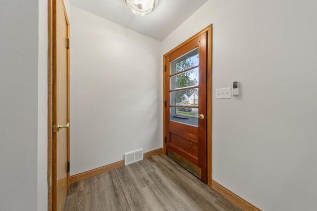 814 11th Street NW, Rochester, MN 55901