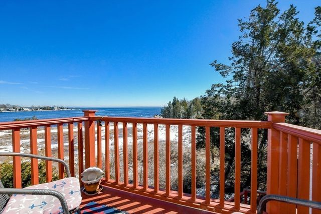 16 Bass Point Road, Marion, MA 02738