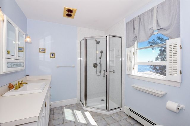 16 Bass Point Road, Marion, MA 02738