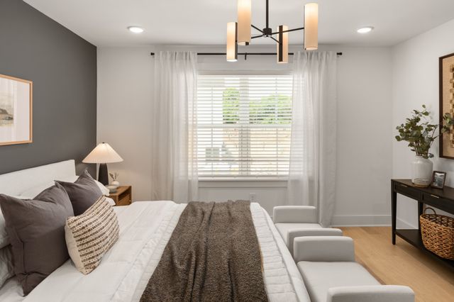 139 Hart Ln, Nashville, TN 37207