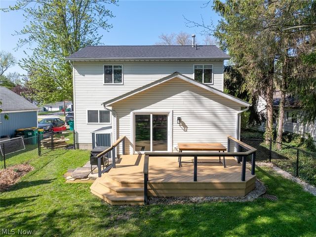 8716 Blossom Drive, Mentor, OH 44060