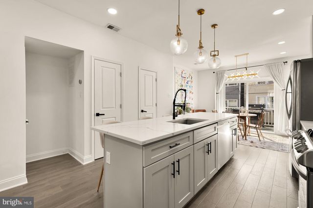 209 CROMWELL TER NE, Washington, DC 20002