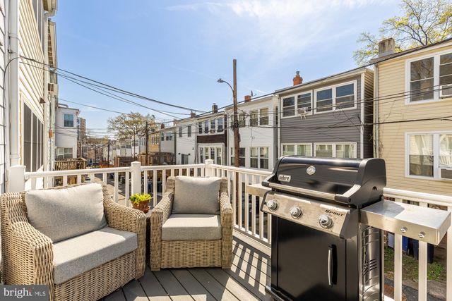 209 CROMWELL TER NE, Washington, DC 20002