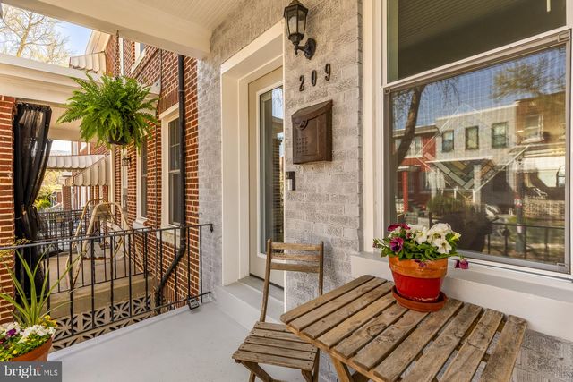 209 CROMWELL TER NE, Washington, DC 20002