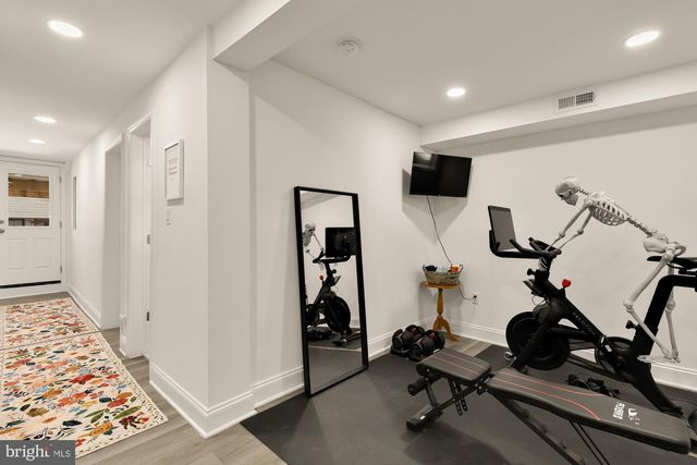 209 CROMWELL TER NE, Washington, DC 20002