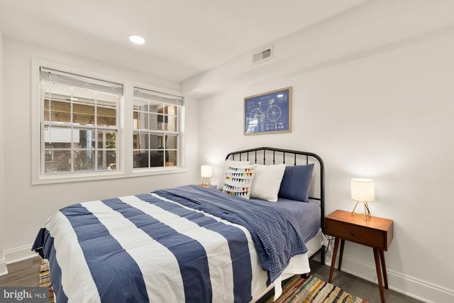 209 CROMWELL TER NE, Washington, DC 20002