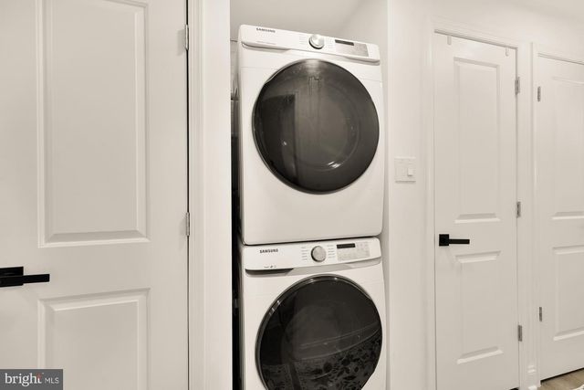 209 CROMWELL TER NE, Washington, DC 20002