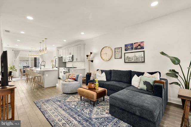 209 CROMWELL TER NE, Washington, DC 20002