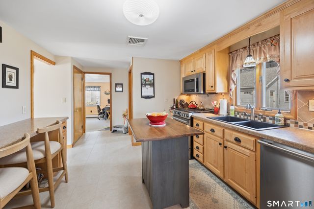 141 Little Fawn Road, Southington, CT 06489