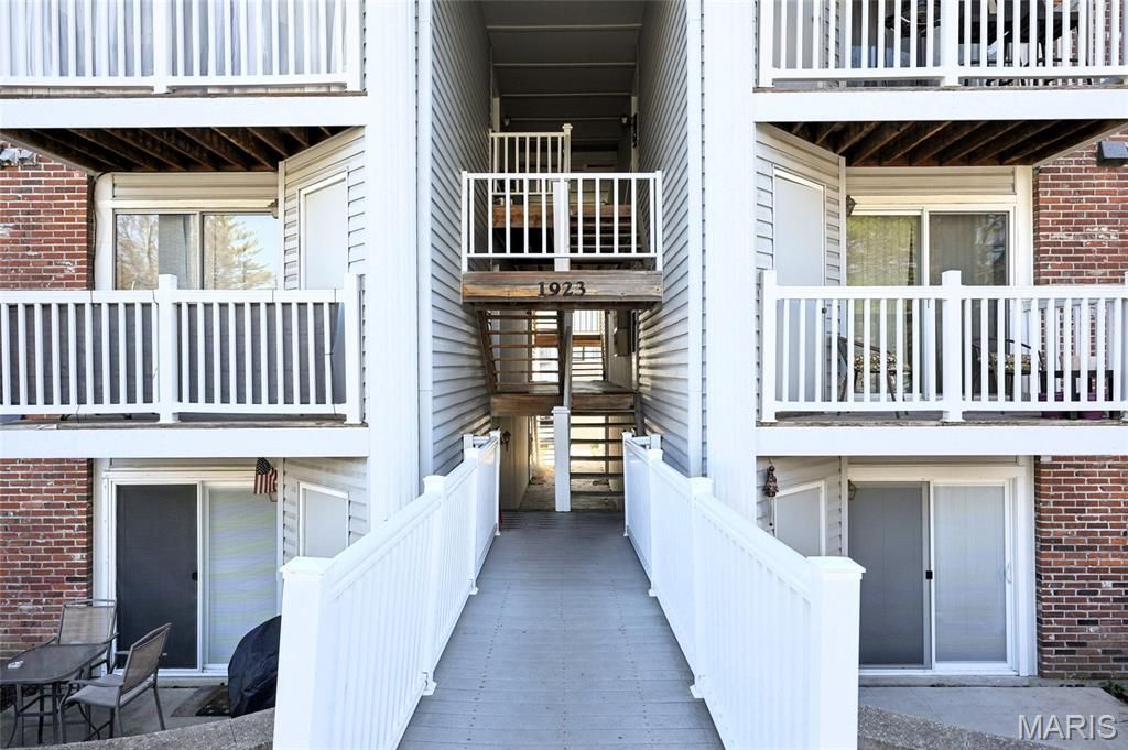 1923 Marine Terrace Drive K, St Louis, MO 63146