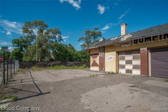 3239 W Mcnichols Road, Detroit, MI 48221