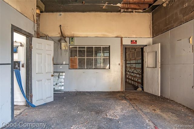 3239 W Mcnichols Road, Detroit, MI 48221