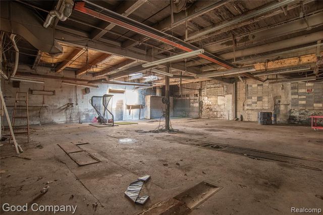 3239 W Mcnichols Road, Detroit, MI 48221