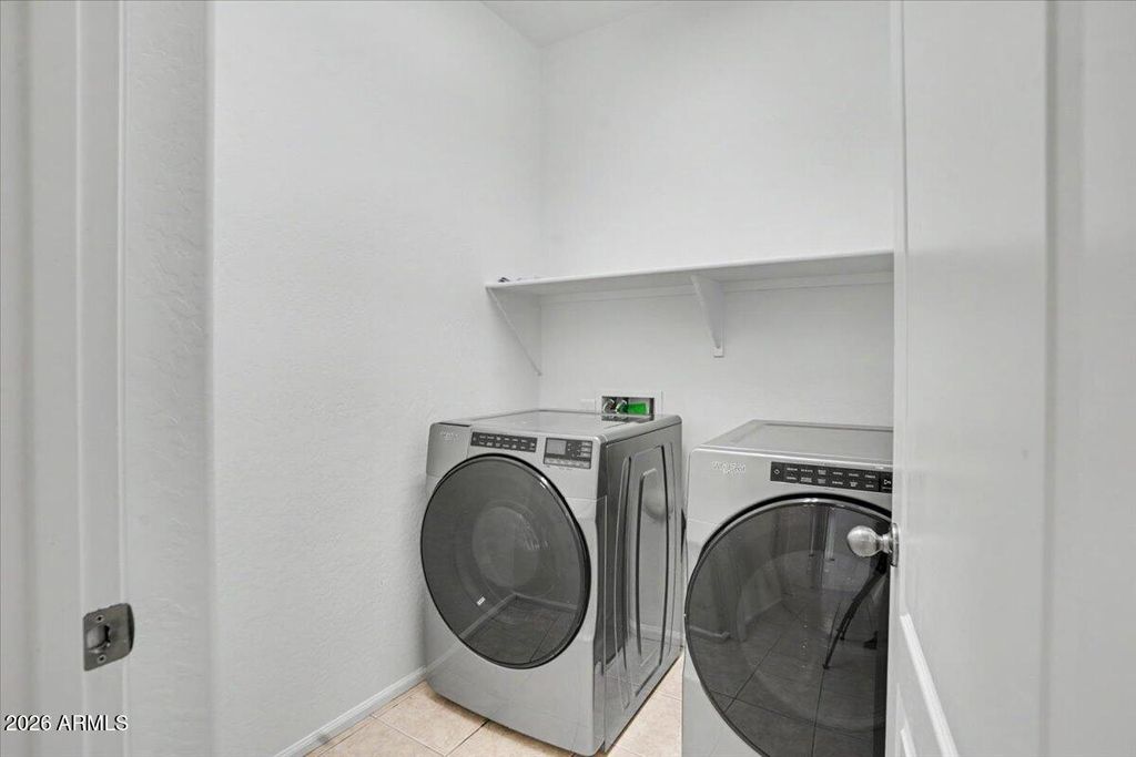 Image 23 of property listing at 24726 N 29th Place, Phoenix, AZ 85024