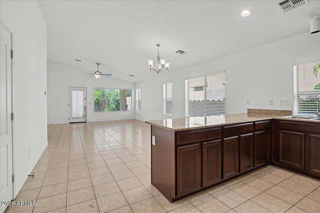 Image 9 of property listing at 24726 N 29th Place, Phoenix, AZ 85024