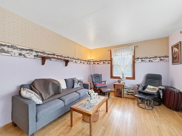 347 River Road, Canaan, VT 05902