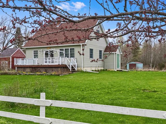 347 River Road, Canaan, VT 05902