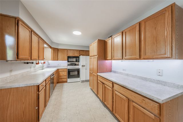 1233 Fair Oaks Drive, Irving, TX 75060