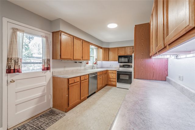 1233 Fair Oaks Drive, Irving, TX 75060
