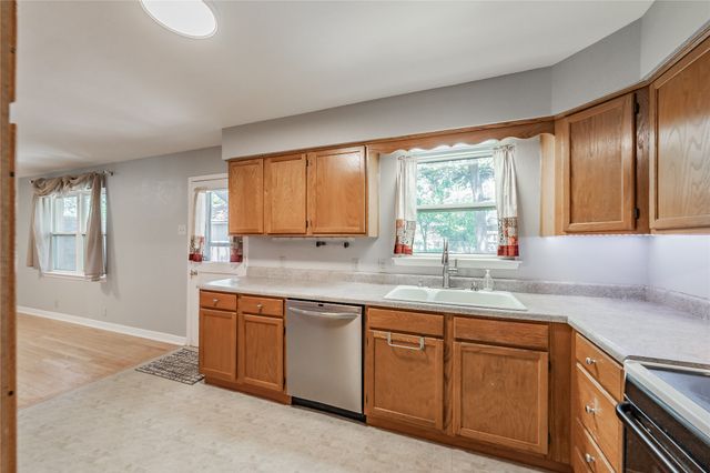 1233 Fair Oaks Drive, Irving, TX 75060