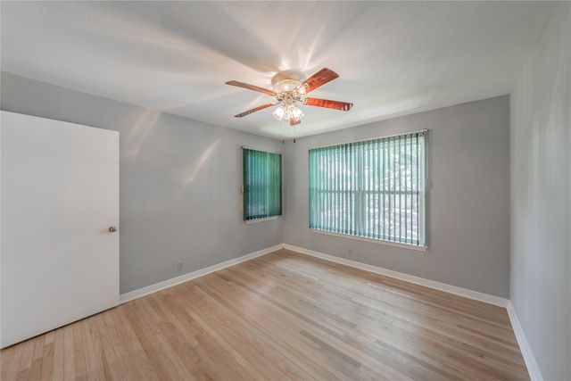 1233 Fair Oaks Drive, Irving, TX 75060