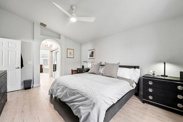 8856 Thames River Drive, Boca Raton, FL 33433