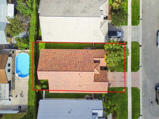 8856 Thames River Drive, Boca Raton, FL 33433